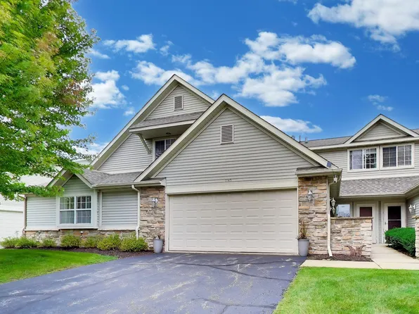 1145 Shingle Oak Ln, Rockford, IL 61107