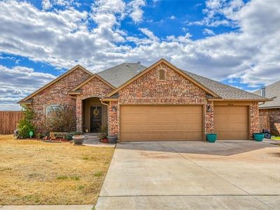 2016 NE 32nd St, Moore, OK, 73160