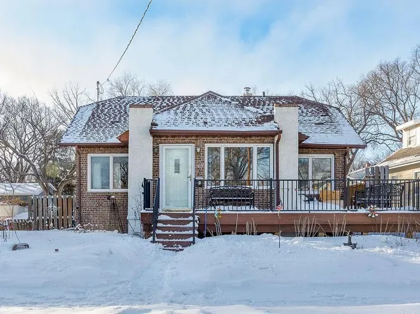 1011 14th St S, Fargo, ND 58103