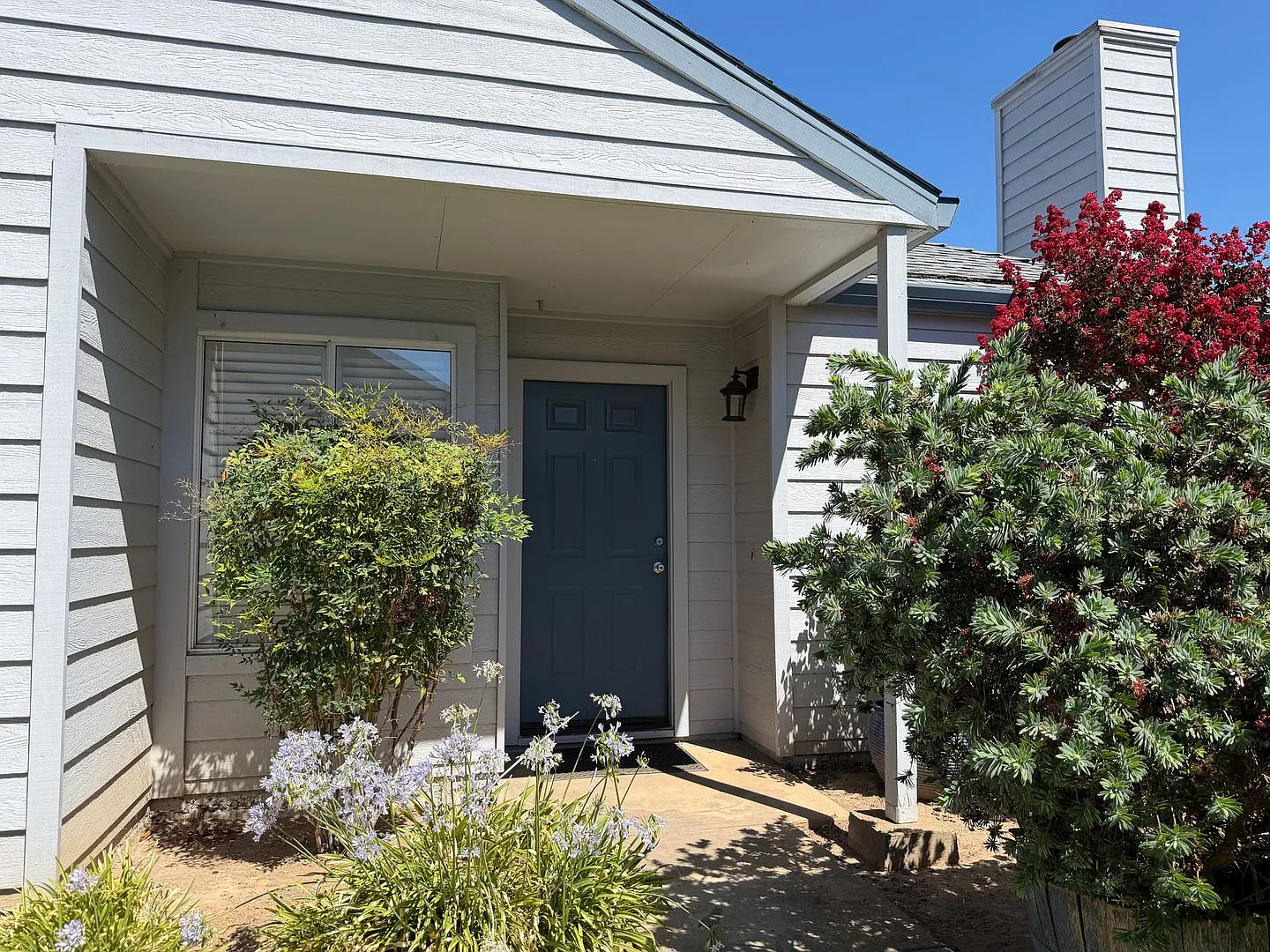 Beautiful 3 Bedroom Home in Gated Brentwood Place Community — Photo 3