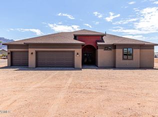2009 S Raindance Rd, Apache Junction, AZ 85119