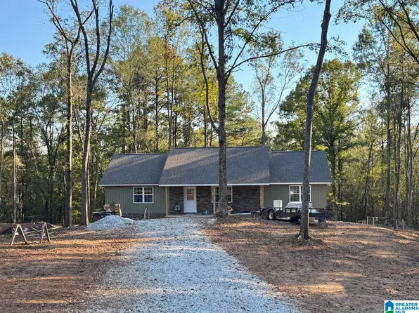 571 Crystal Cv, Wedowee, AL 36278