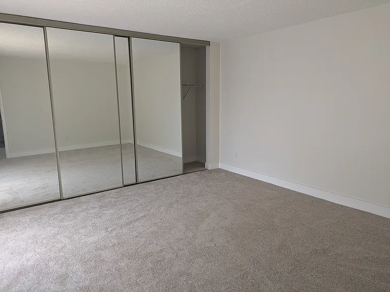 1458 N Lawnwood Cir #26B — Photo 14