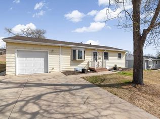 616 E Oakland St, Rapid City, SD 57701