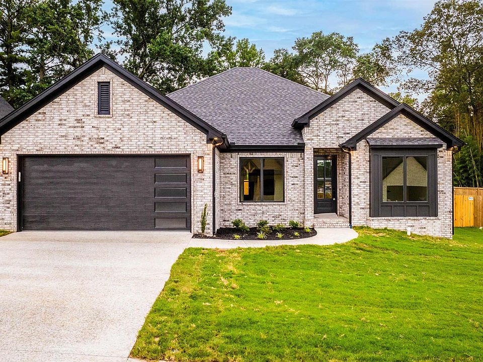 1st image of 15 Denali Ln