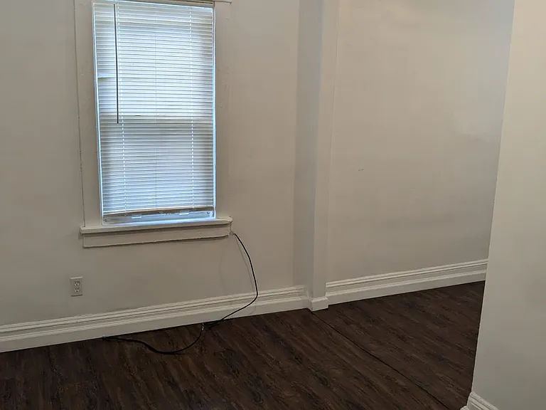 544 Clifton Ave #5 — Photo 5