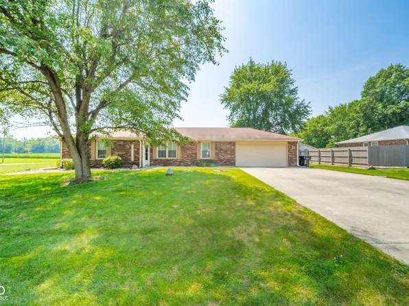 770 Candlewood Dr, Pendleton, IN 46064