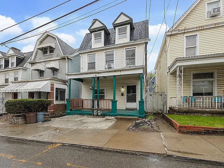 207 Dunseith St — Photo 10