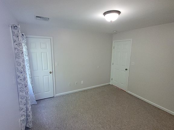 5th image of 80 Swanson Ave Room 2