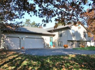 2031 Wintergreen Ct, Plover, WI 54467
