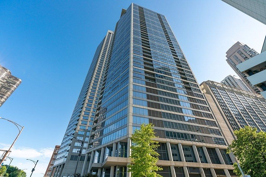 1st image of 600 N Lake Shore Dr APT 1501