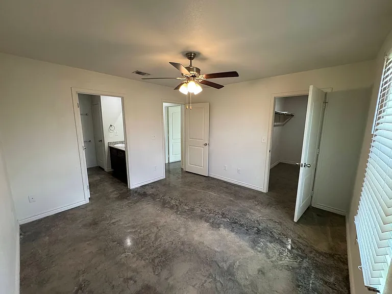 6115 Amelia Earhart Blvd — Photo 26