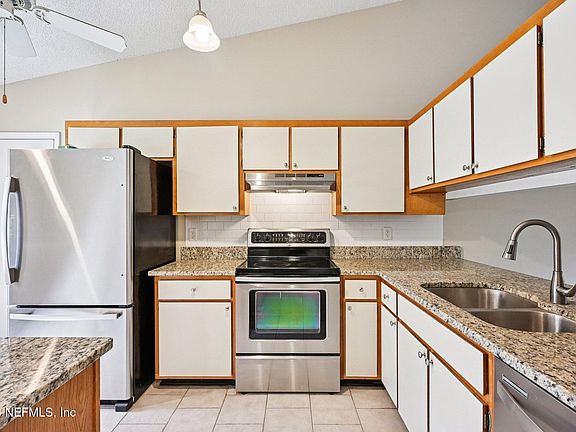 3rd image of 3371 DONZI Way W