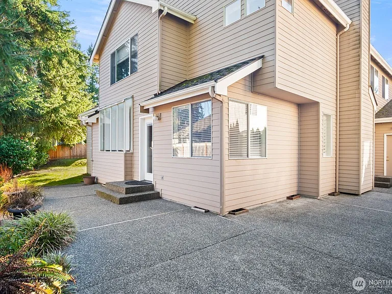 19640 88th Pl NE — Photo 18