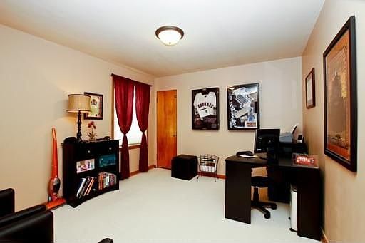 4th image of 3711 S 59th Ct