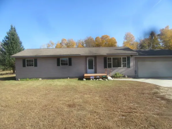 11827 Stephan Bridge Rd, Roscommon, MI 48653