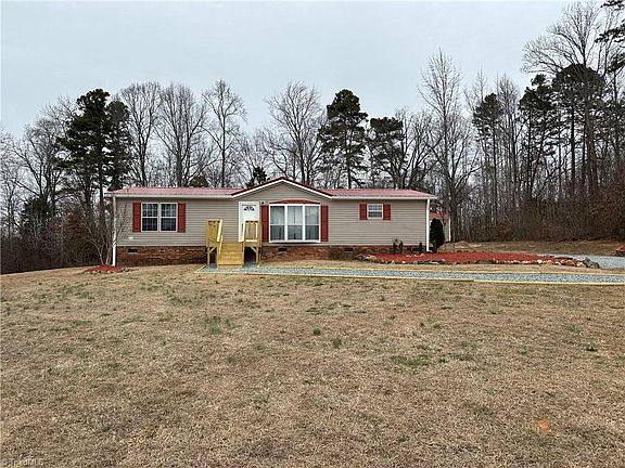 3rd image of 426 Frank Hulin Rd