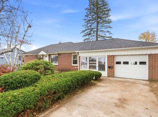 47 Rosedale Ave, Manchester, NH 03103