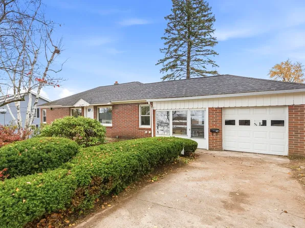 47 Rosedale Avenue, Manchester, NH 03103