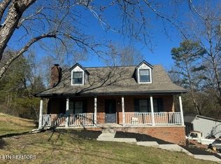 1410 Hidden Hills Dr, Clinton, TN 37716