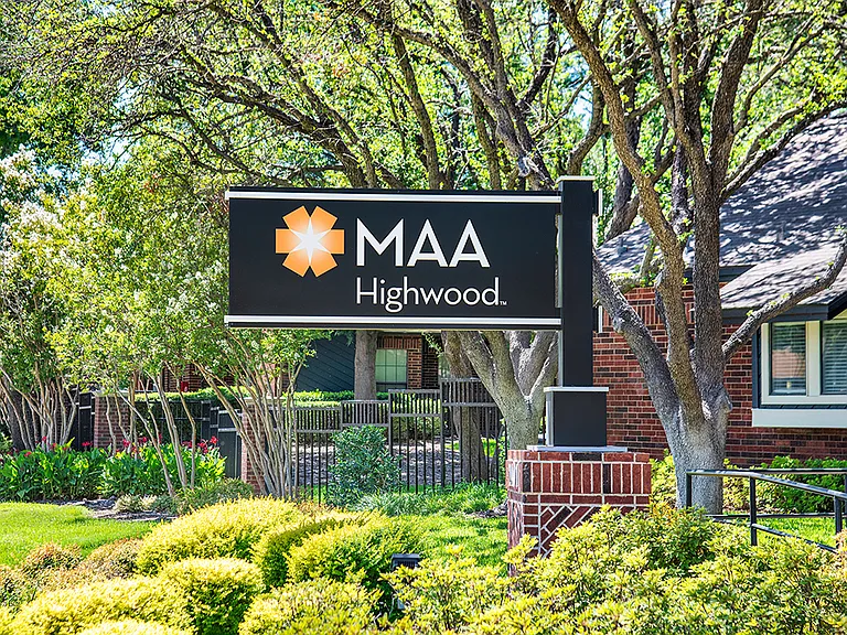 MAA Highwood — Photo 9