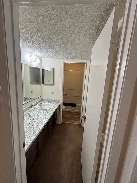 1 bed, 650 sqft, $1,150 — Photo 4