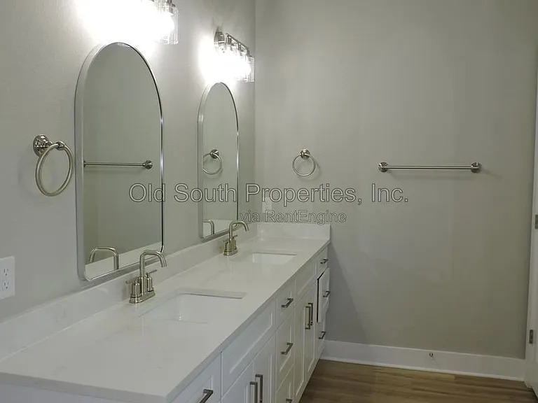 706 N F St #A — Photo 17