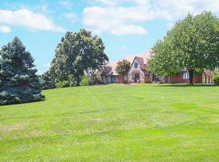 13901 NW Timber Rdg, Kansas City, MO 64152