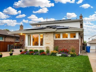 5818 N Overhill Ave, Chicago, IL, 60631