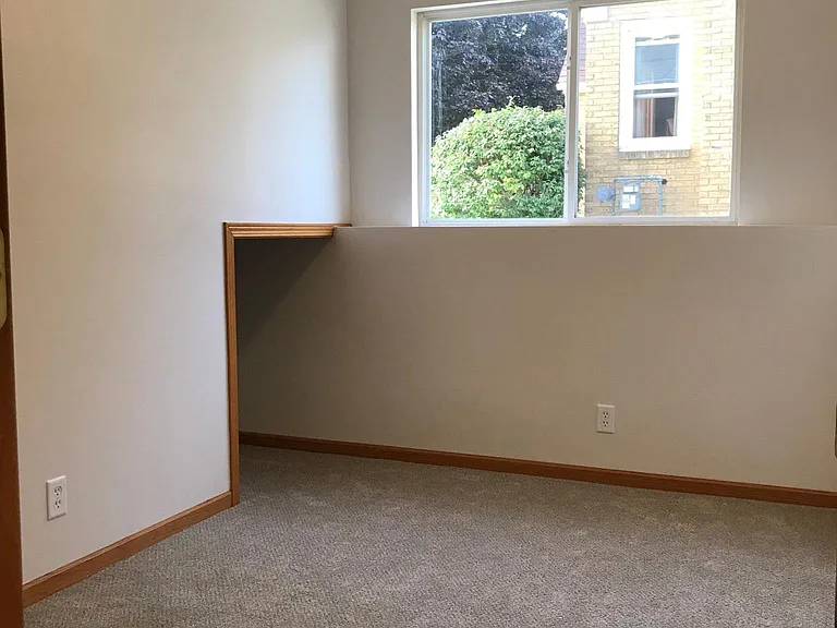 Downstairs Bedroom 1