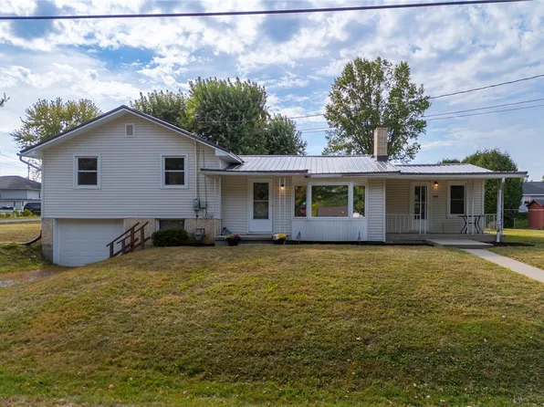 240 Park Dr, Mercer, PA 16137