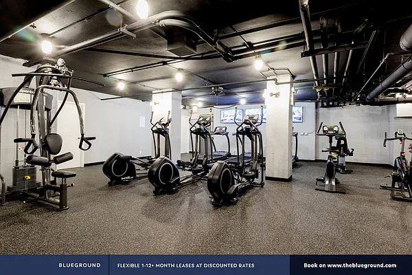 Rented by The Blueground | media 99