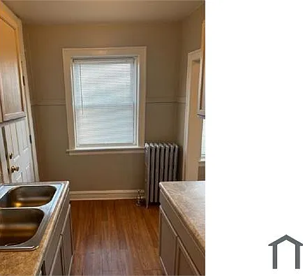 2449 W 80th St #3 — Photo 8
