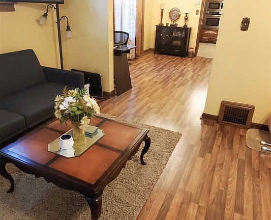 5th image of 631 Bennighof Ave