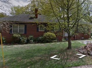 408 E 2nd St, Siler City, NC 27344