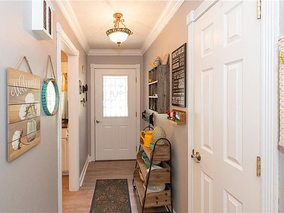 3rd image of 8719 Johns Dr
