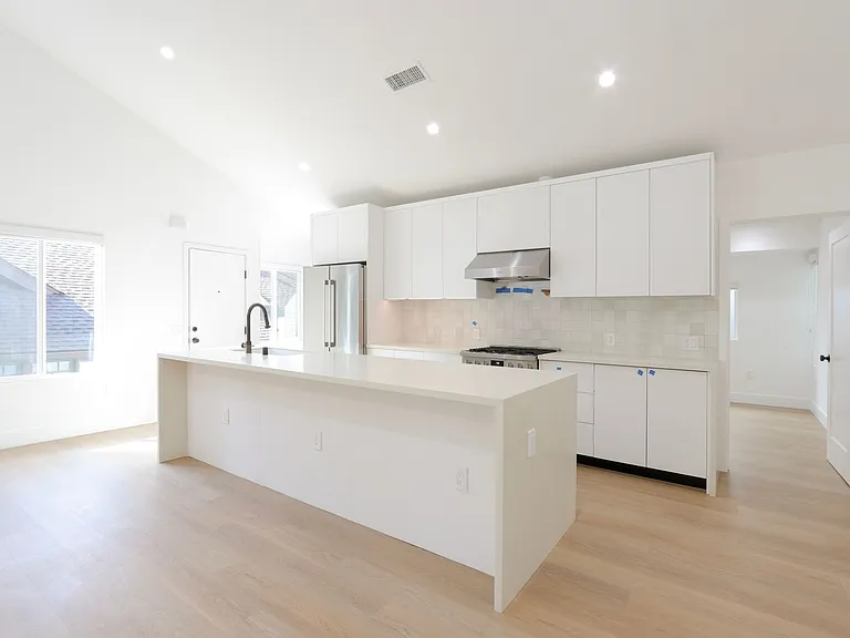 1307 Maltman Ave — Photo 7