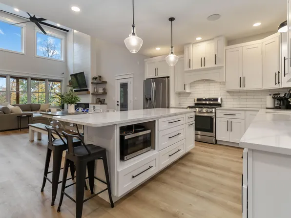 368 Peach Tree Ln, Russell Springs, KY 42642