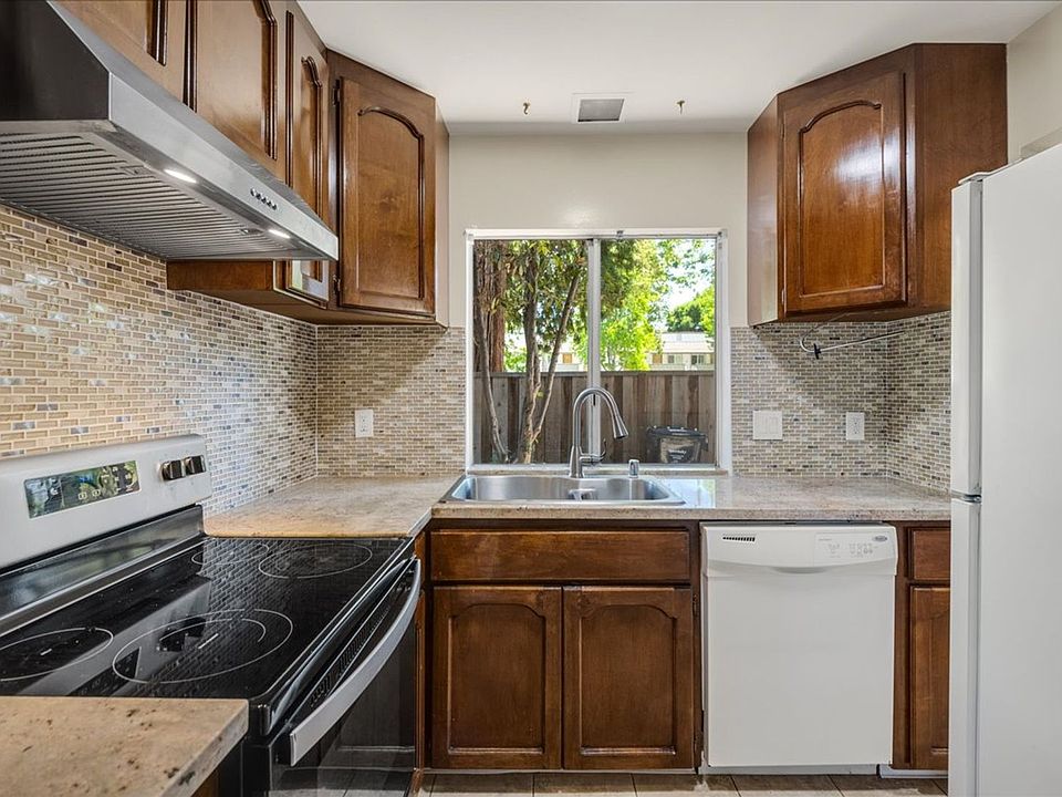 1st image of 219 W California Ave #B