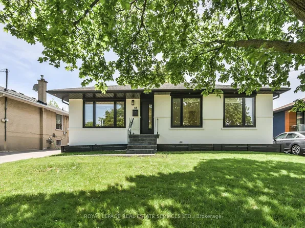 18 Celestine Dr, Toronto, ON M9R 3N1