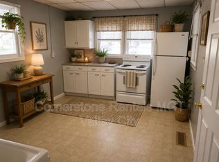 405 2nd St NE APT 2, Valley City, ND 58072
