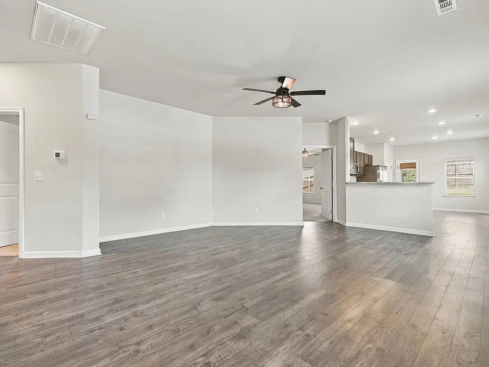 157 Fellington Ct