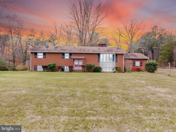 16332 Richmond Tpke, Bowling Green, VA 22427