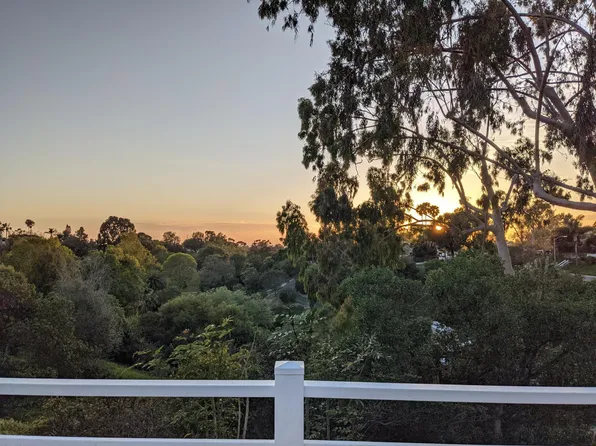 1065 Woodlake Dr, Cardiff, CA 92007