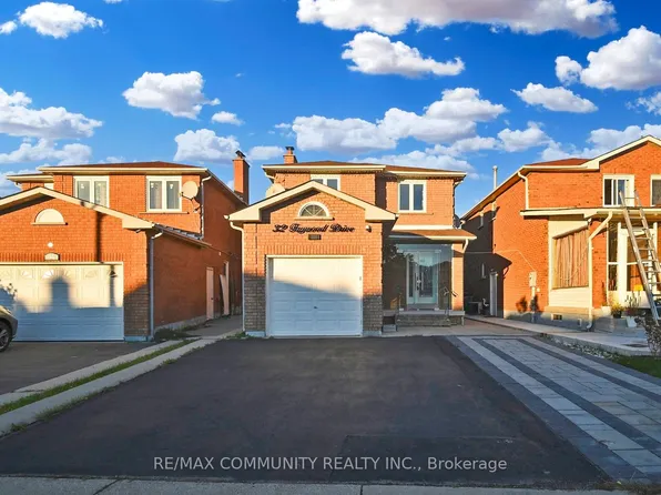 32 Faywood Dr, Brampton, ON L6Y 4K3