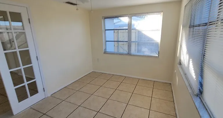 3623 Holiday Lake Dr — Photo 10