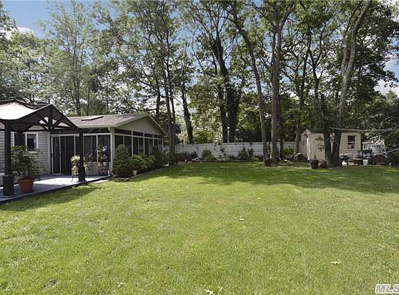 5th image of 42 Songsparrow Ln