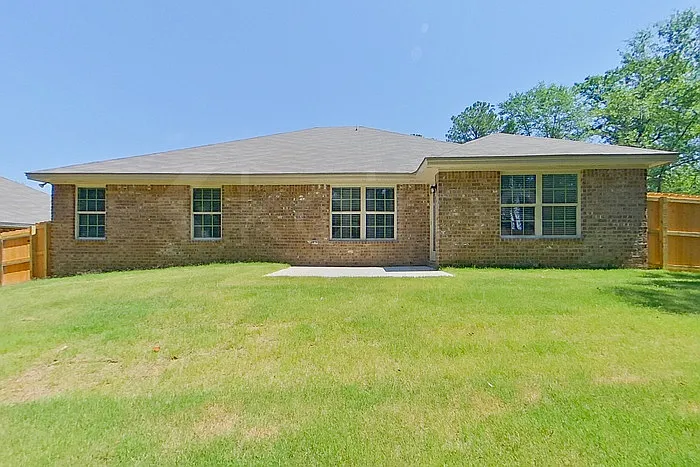 111 Live Oak Dr — Photo 21