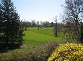 475 Polly Park Rd, Rye, NY 10580