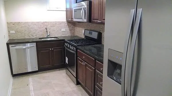 1830 N Bissell Street — Photo 1